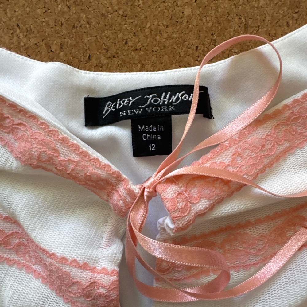 Betsey Johnson Pink and White Blouse - Picture 2 of 4